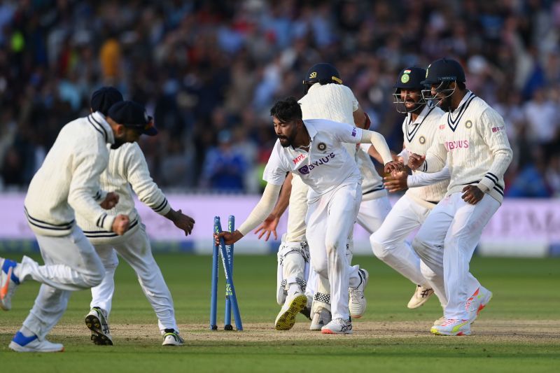 Indian team celebrating after beating England at Lord&#039;s