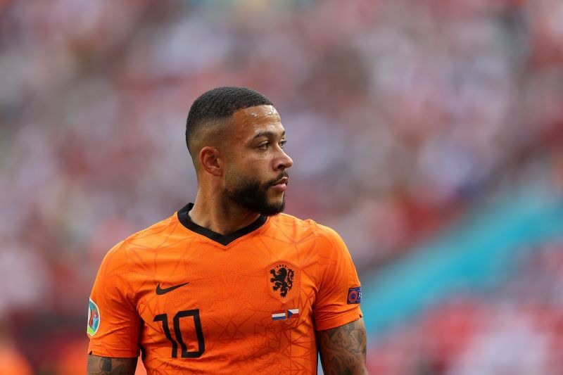 Memphis Depay in action for the Netherlands