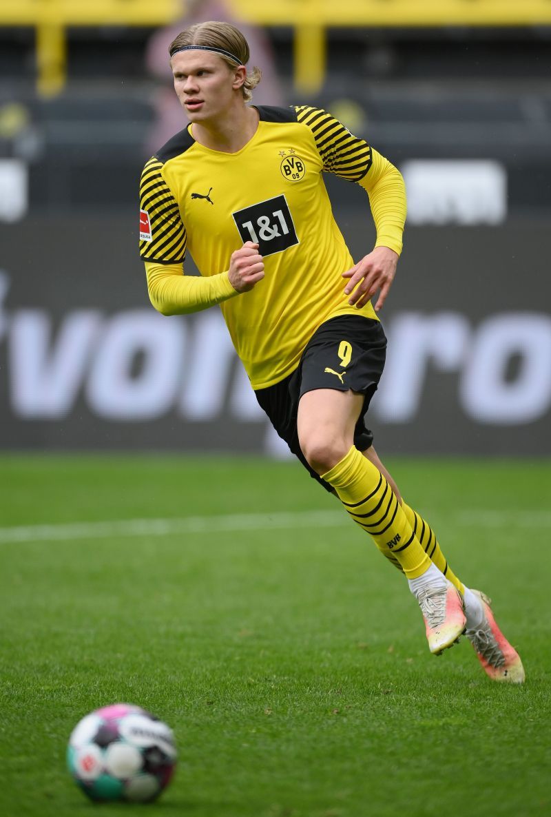 Borussia Dortmund v Bayer 04 Leverkusen - Bundesliga