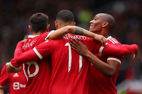 It was men against boys as Manchester United thrashed Everton 4-0 in a pre-season friendly on Saturday.