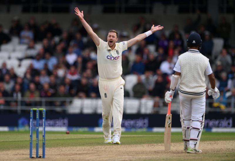 Ollie Robinson appeals after trapping Rohit Sharma in front on Day 3 of the Headingley Test