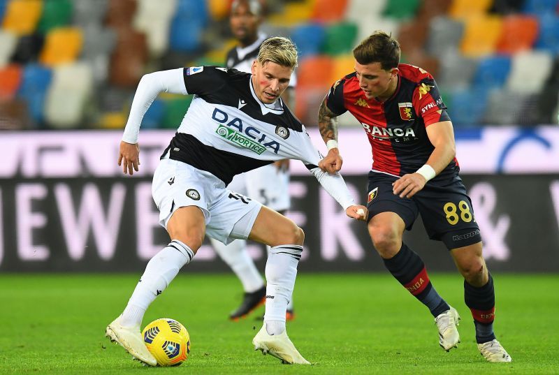 Luca Pellegrini in action for Genoa