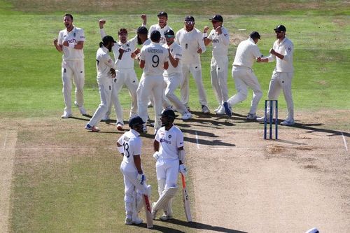 India lost their last eight wickets for 63 runs on the fourth morning of the Leeds Test