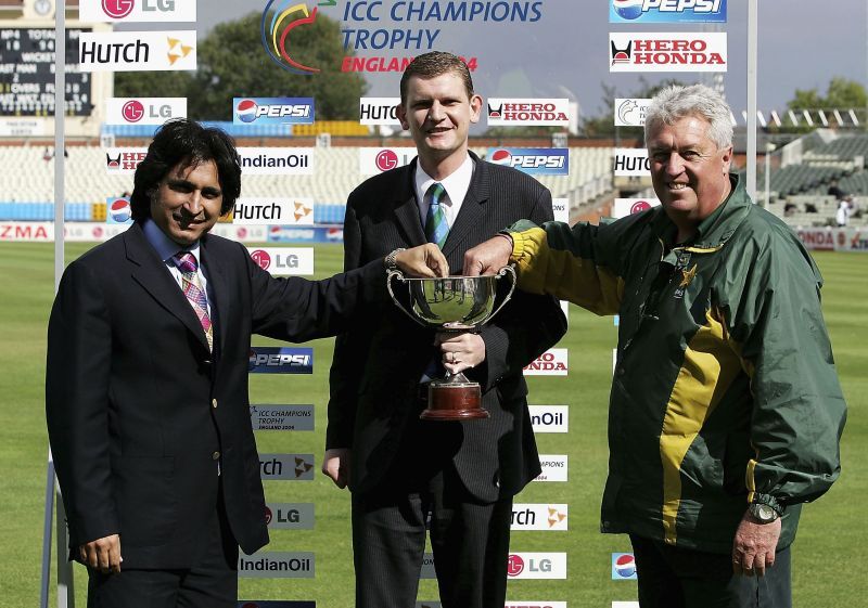 Ramiz Raja (left)