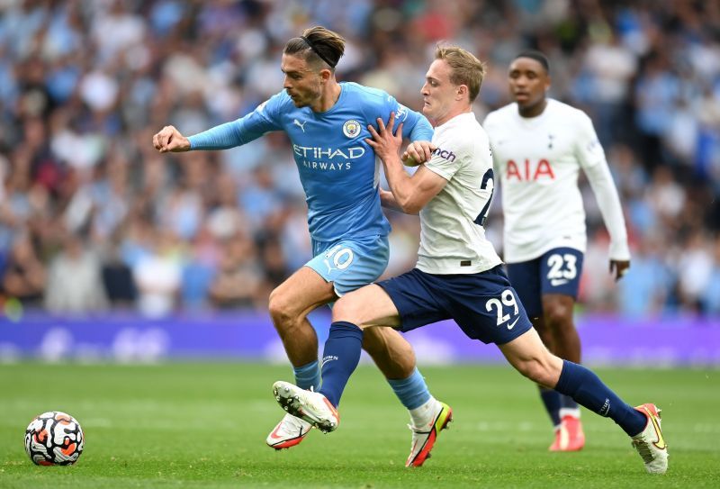 Tottenham Hotspur&#039;s Oliver Skipp (right) battles for the ball against Manchester City&#039;s Jack Grealish