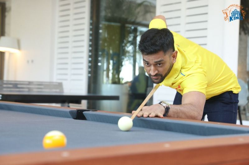 MS Dhoni plays billiards