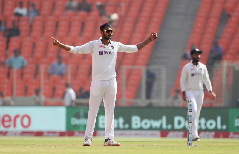 Akshar Patel ran through the English line-up.