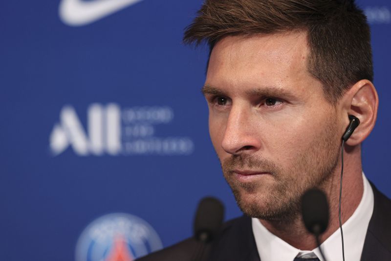 Lionel Messi - Presentation at Paris Saint-Germain