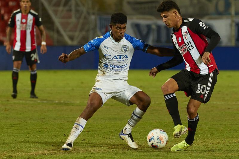 Godoy Cruz welcome River Plate to the Estadio Malvinas Argentinas on Sunday