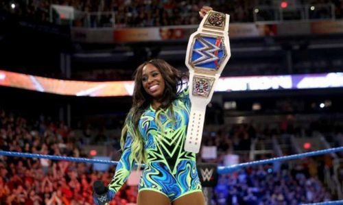 Naomi as the SmackDown Women's Champion