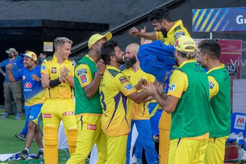 CSK players celebrate their riveting win over KKR on Sunday. (PC: IPLT20.com)