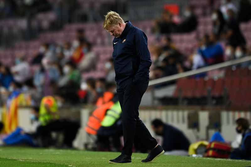 Roonald Koeman faces an imminent dismissal at Barcelona