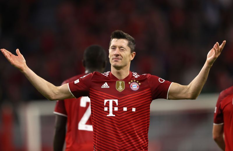 Robert Lewandowski cannot stop scoring at the moment