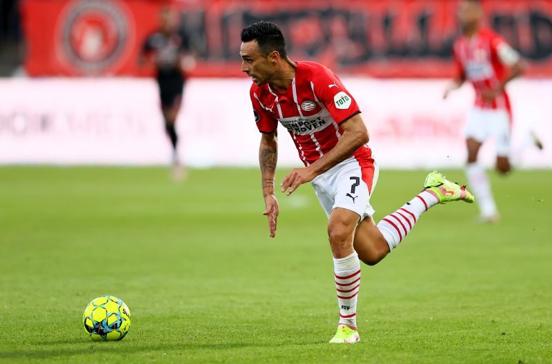 Eran Zahavi of PSV Eindhoven in action - Eredivisie