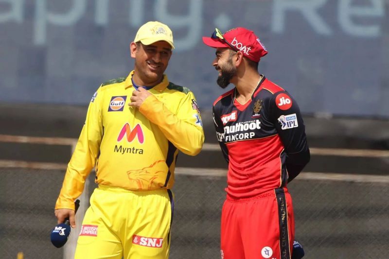 MS Dhoni and Virat Kohli. Pic: IPLT20.COM