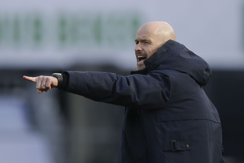 Erik Ten Hag would be a great option to replace Ronald Koeman at Barcelona