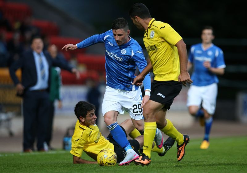 FC Alashkert and FC Ararat clash for the Armenian Super Cup title