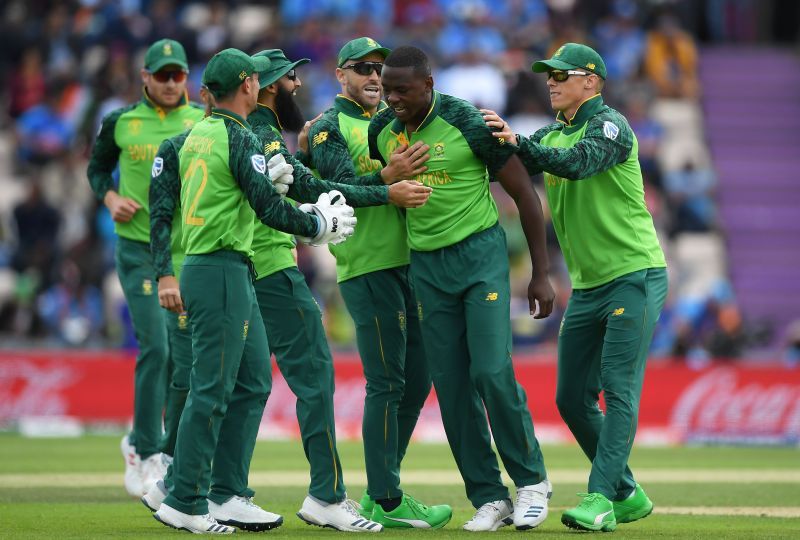 Kagiso Rabada celebrates a wicket with his teammates. (Credits: Getty)