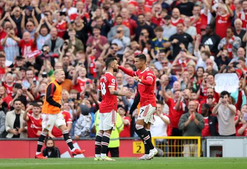 Bruno Fernandes and Cristiano Ronaldo of Manchester United