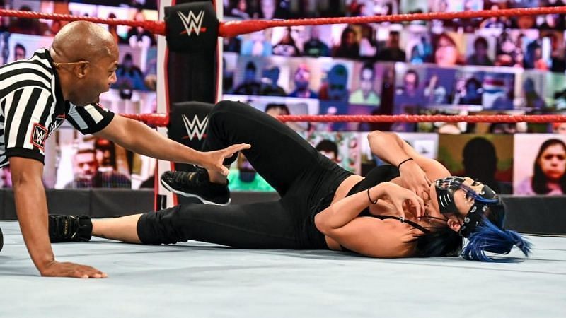 WWE सुपरस्टार ने ट्वीट कर दी जानकारी