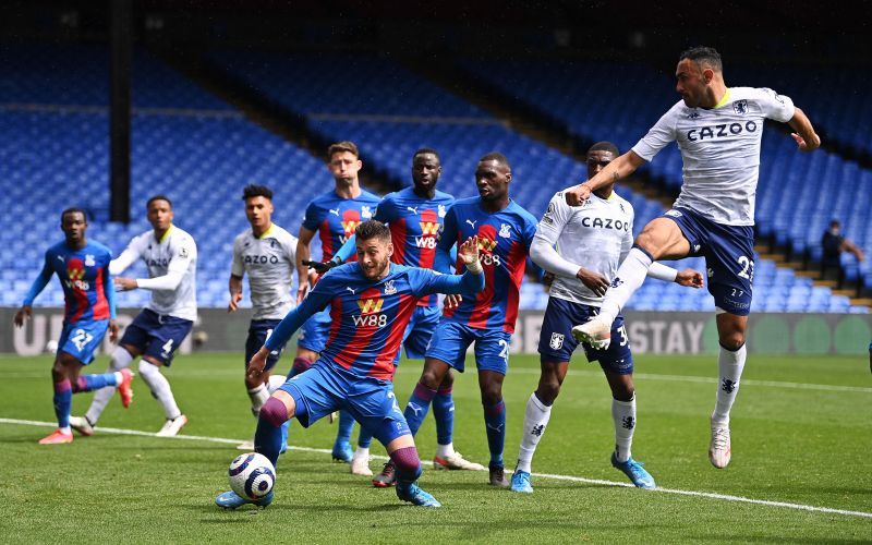 Ahmed Elmohamady against Crystal Palace