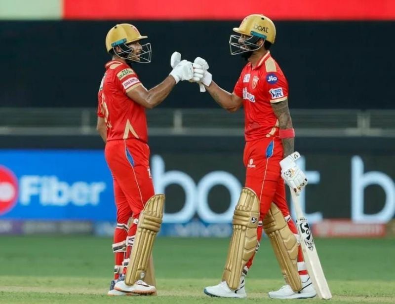 KL Rahul (49 off 33) and Mayank Agarwal (67 off 43) put on 120 runs for the opening wicket [Credits: IPL