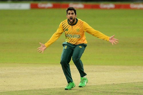 Tabraiz Shamsi picked up 3 wickets in the second T20I