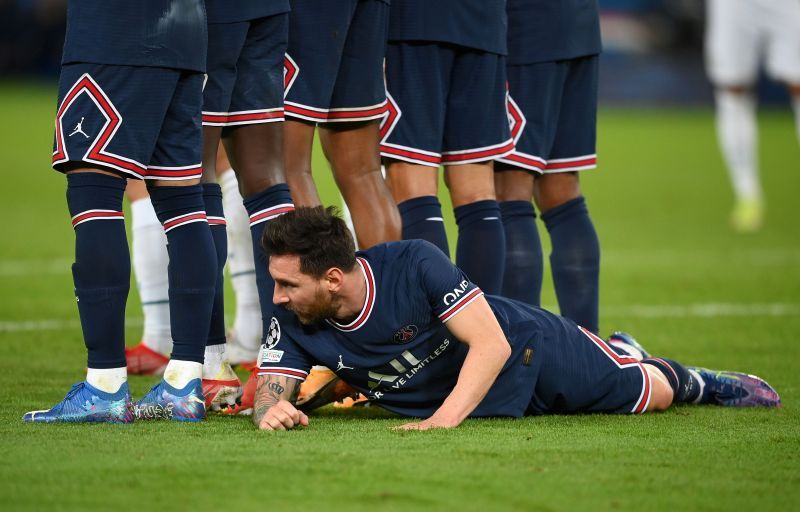 Lionel Messi having a taste of his own medicine?