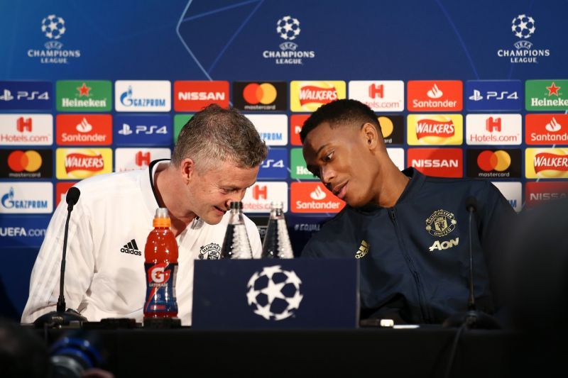 Manchester United Training and Press Conference