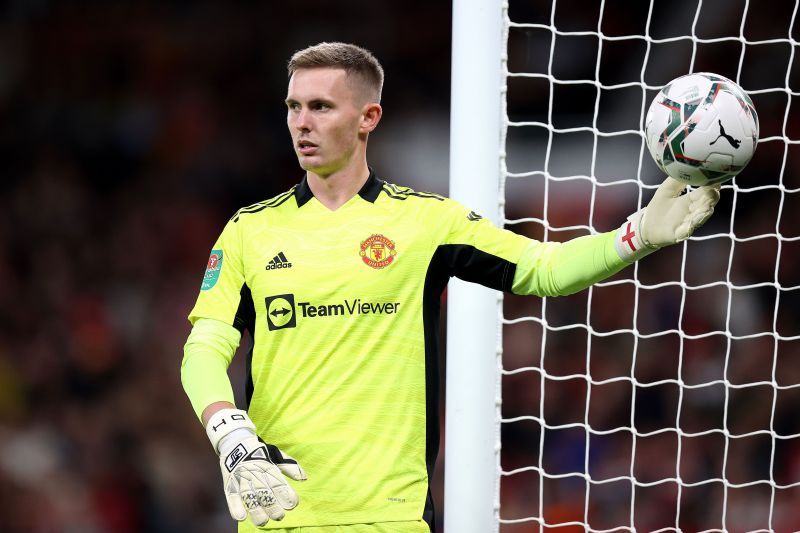 Dean Henderson wants a loan move away from Manchester United.