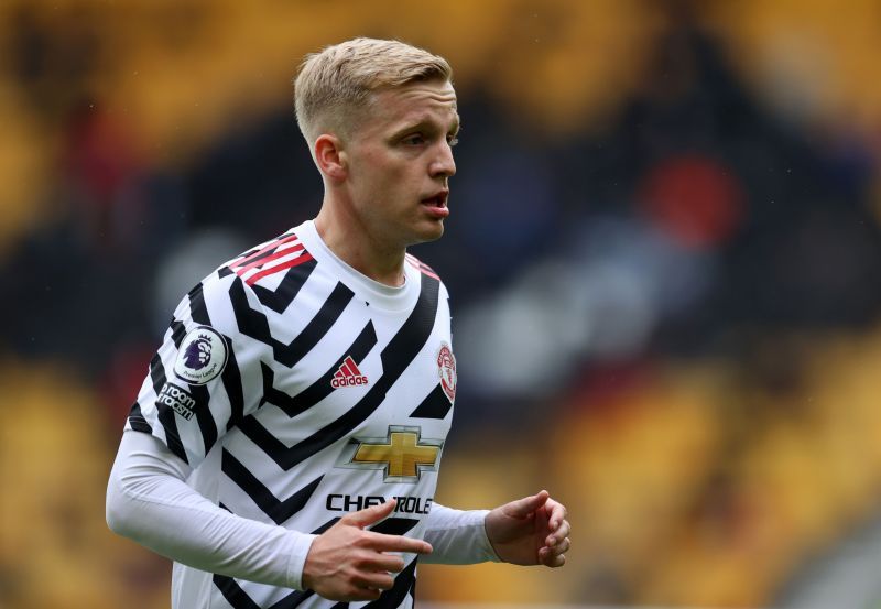 Donny van de Beek in action for Manchester United during the 2020-21 Premier League season