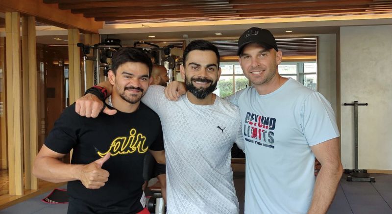 Virat Kohli with strength and conditioning coaches