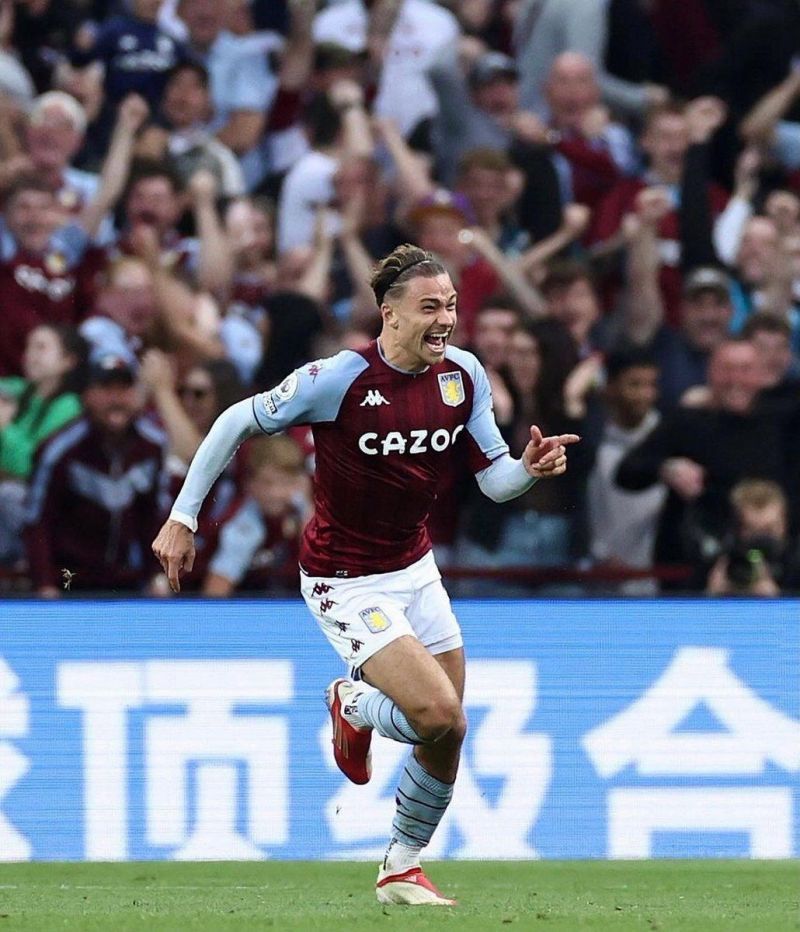 Matty Cash celebrates for Aston Villa