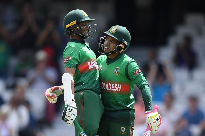 Shakib Al Hasan (L) and Mushfiqur Rahim (R)