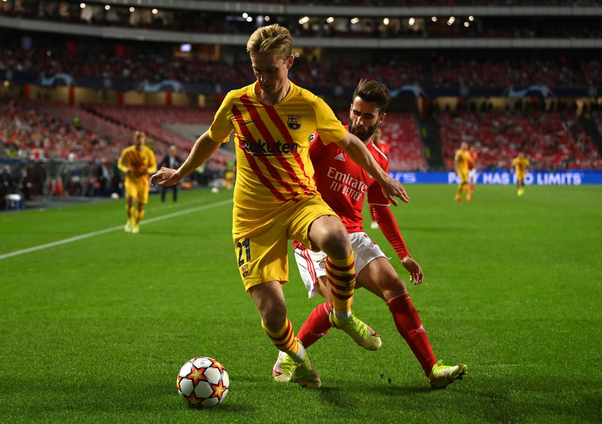 SL Benfica v FC Barcelona: Group E - UEFA Champions League