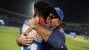 Axar Patel and Ricky Ponting [Image-IPLT20]