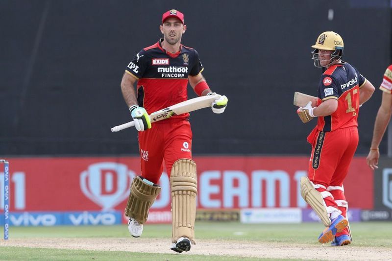 Glenn Maxwell and AB de Villiers stitched together a 73-run partnership [P/C: iplt20.com]