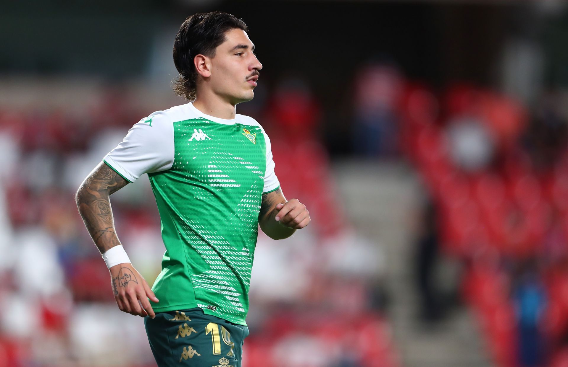 Hector Bellerin in action for Real Betis.