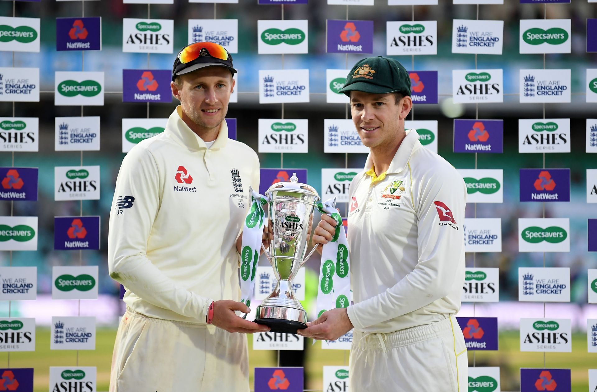 England v Australia - 5th Specsavers Ashes Test: Day Four