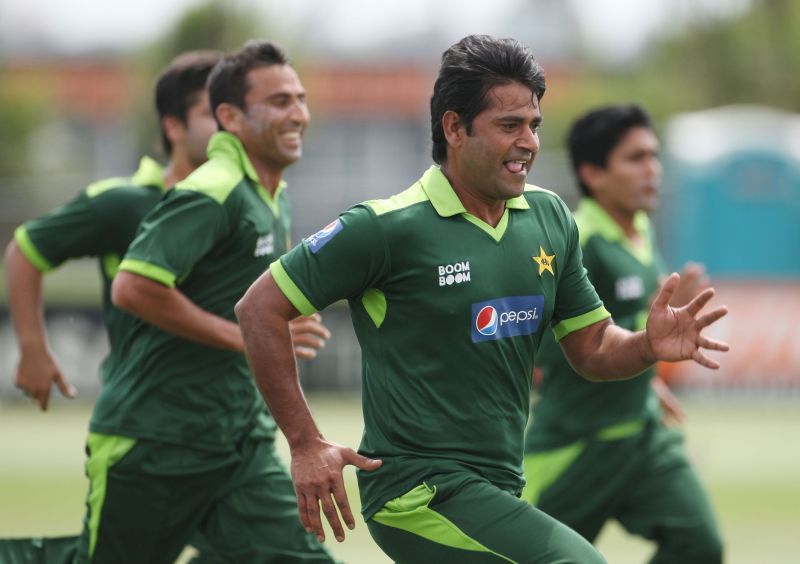 Aaqib Javed during a Pakistan Training Session. (Credits: Getty)