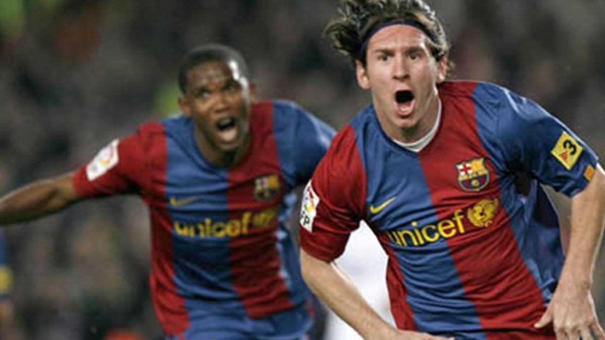 Lionel Messi (right) scored his first El Clasico hat-trick in this game.