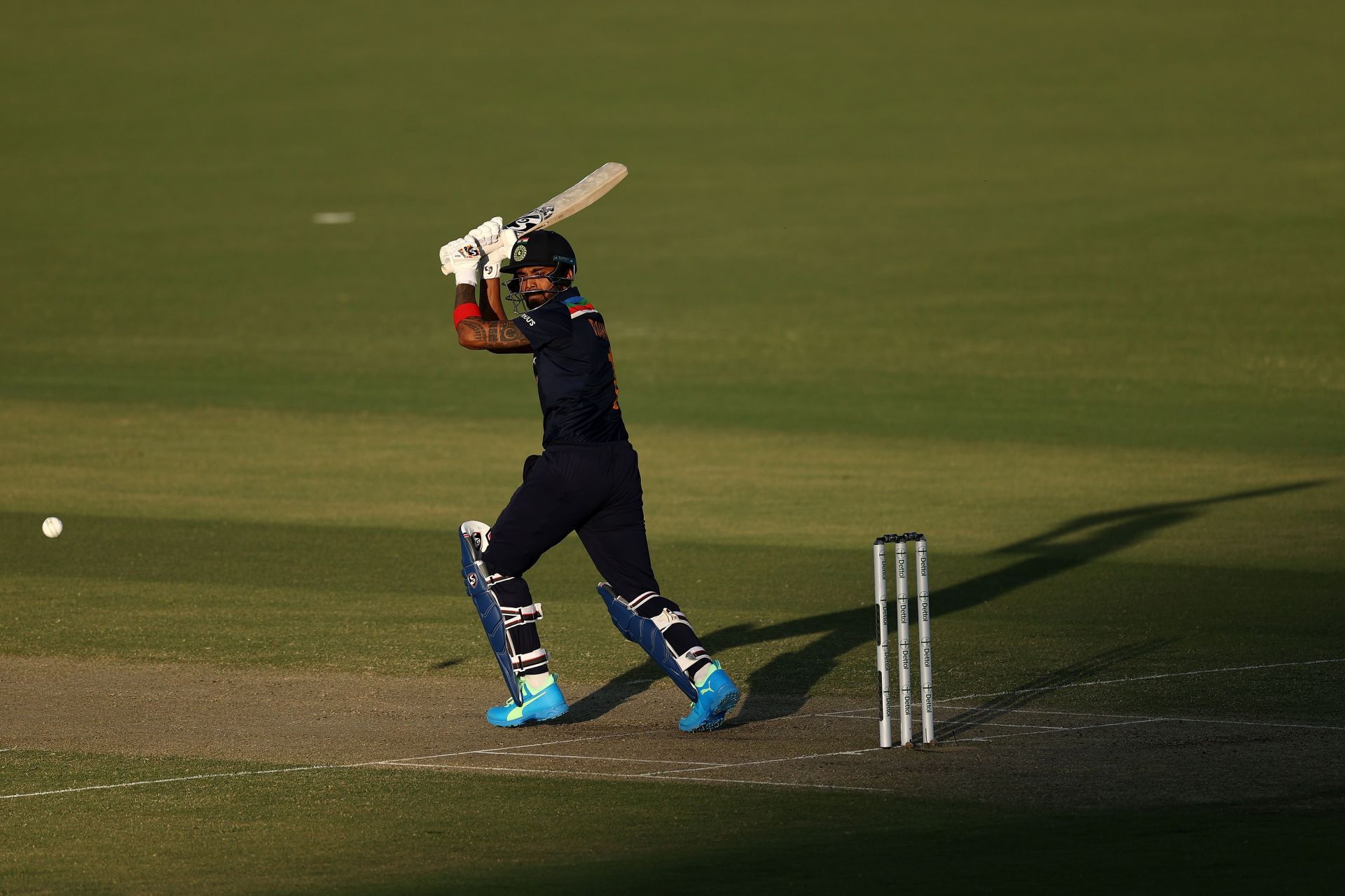 KL Rahul plays a short during Australia v India - T20 Game 1