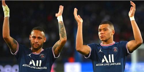 PSG duo Kylian Mbappe (right) and Neymar Jr.