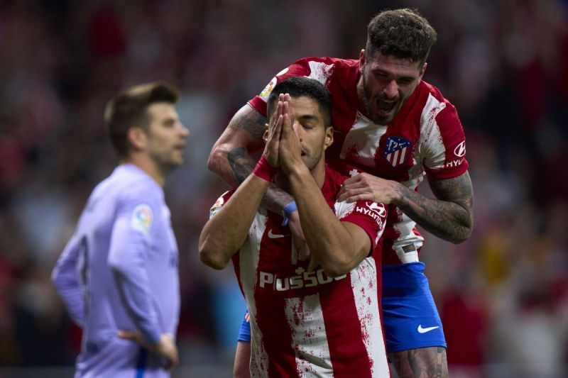 Suarez guides Rojiblancos past his former club