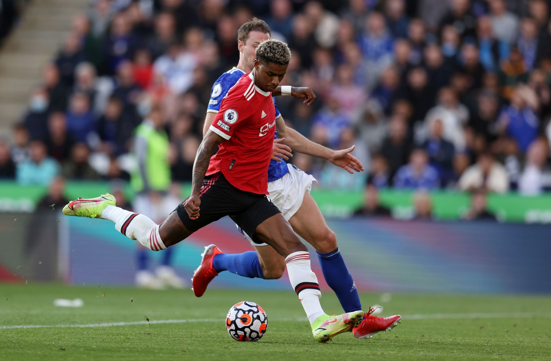 Leicester City v Manchester United - Premier League