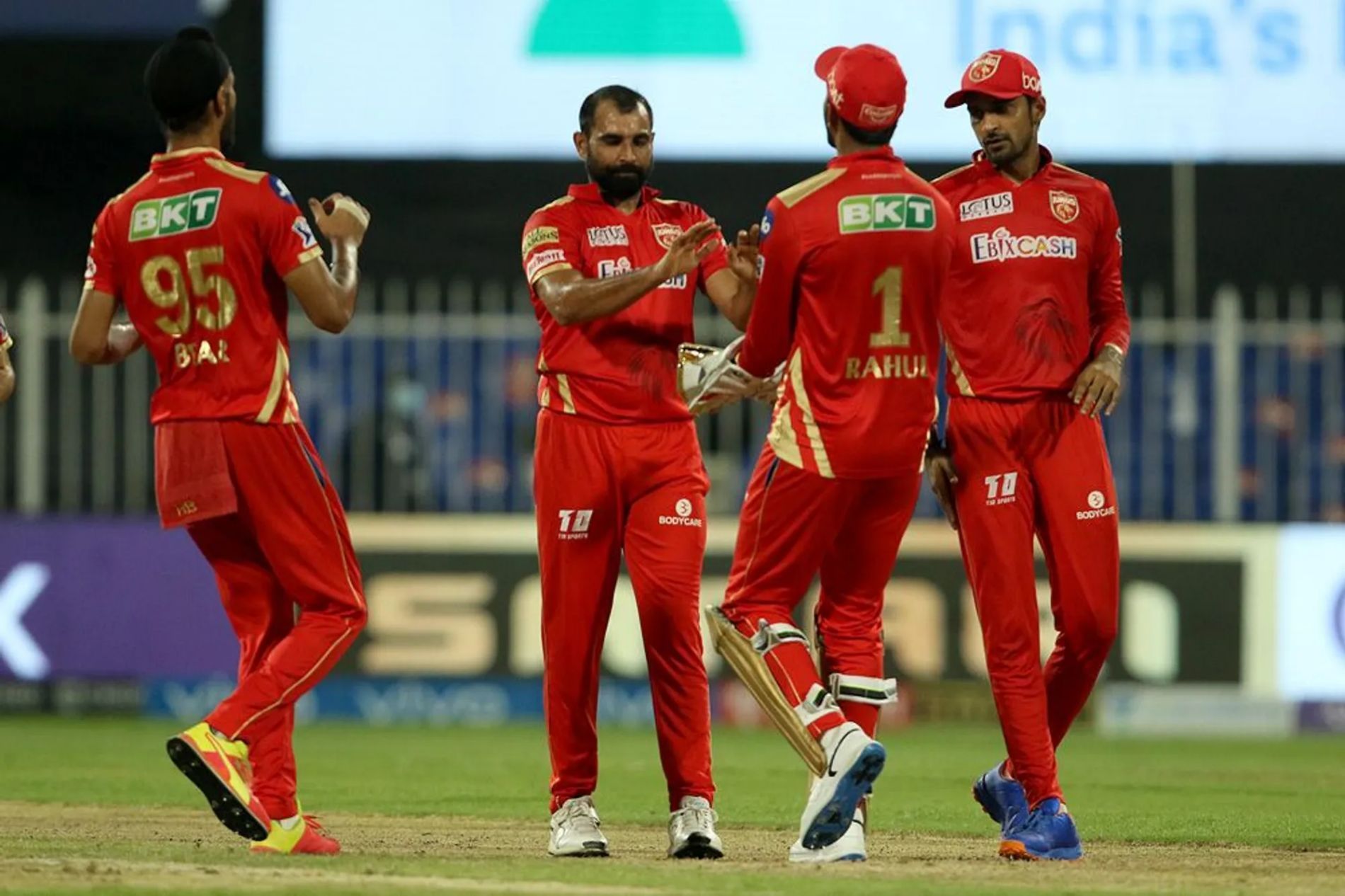 PBKS pacer Mohammed Shami celebrates a wicket with teammates. Pic: IPLT20.COM