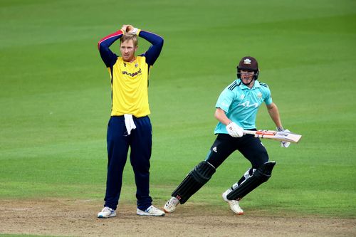 Simon Harmer (left) during his time with the Essex Eagles.