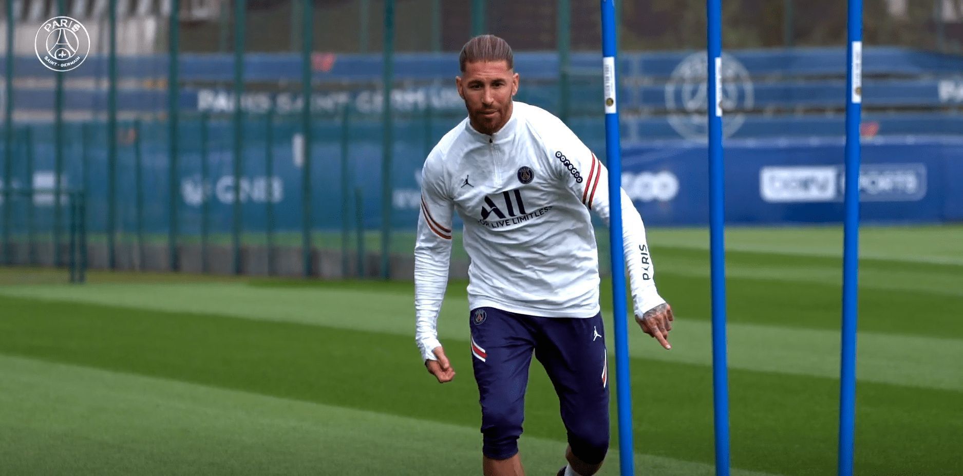 Sergio Ramos&#039; PSG debut is delayed.