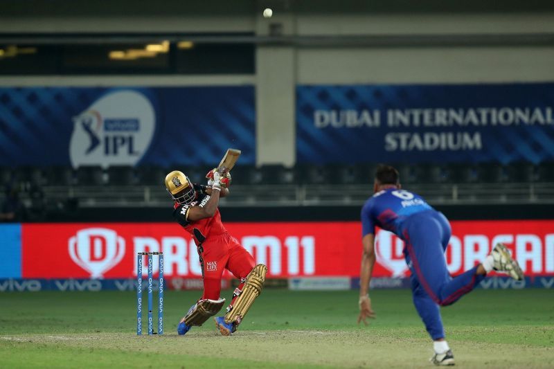 KS Bharat&#039;s last-ball six helped the Royal Challengers Bangalore end their IPL 2021 league stage on a winning note. (Image Courtesy: IPLT20.com)