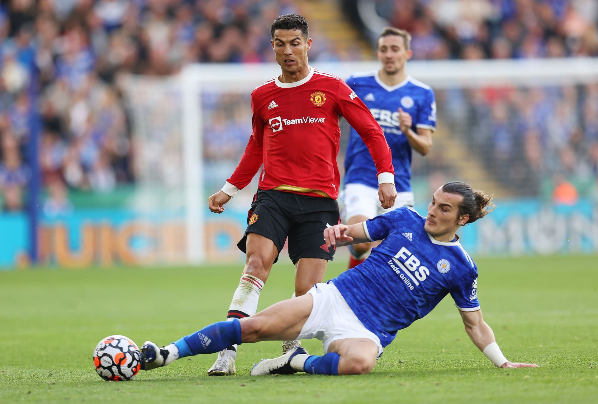 Leicester City v Manchester United - Premier League